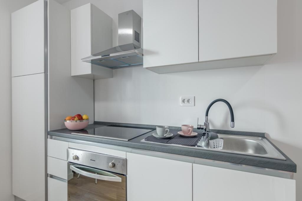 Apartment Klara Free Parking, Center プーラ エクステリア 写真
