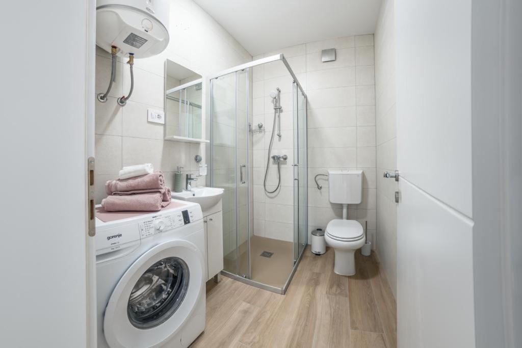 Apartment Klara Free Parking, Center プーラ エクステリア 写真